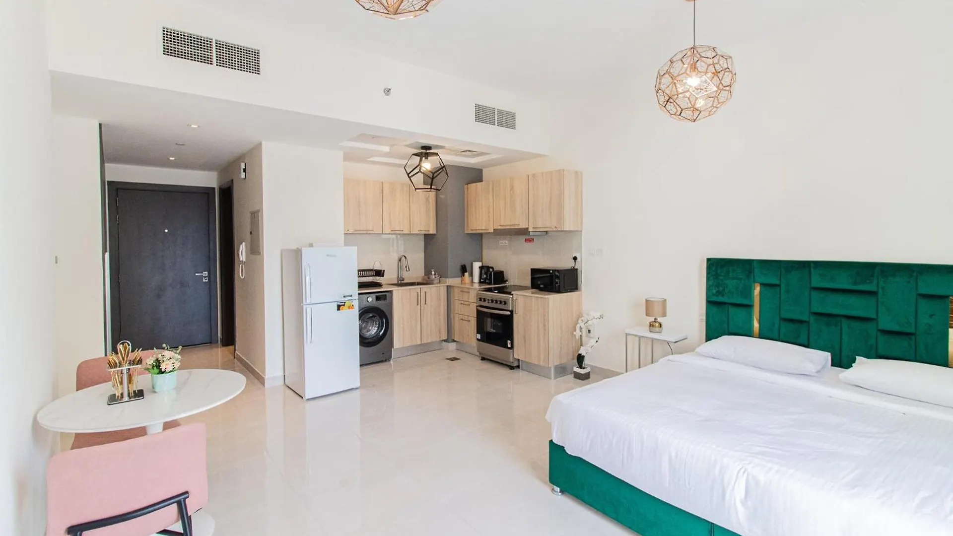 Chic Studio Getaway In Ag Tower- Business Bay Apartment Dubai 0*,  United Arab Emirates